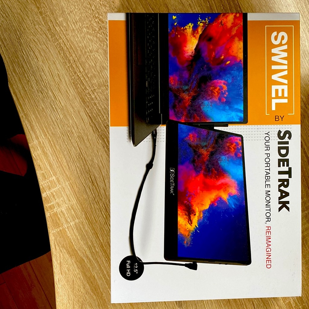 Sidetrack portable monitor